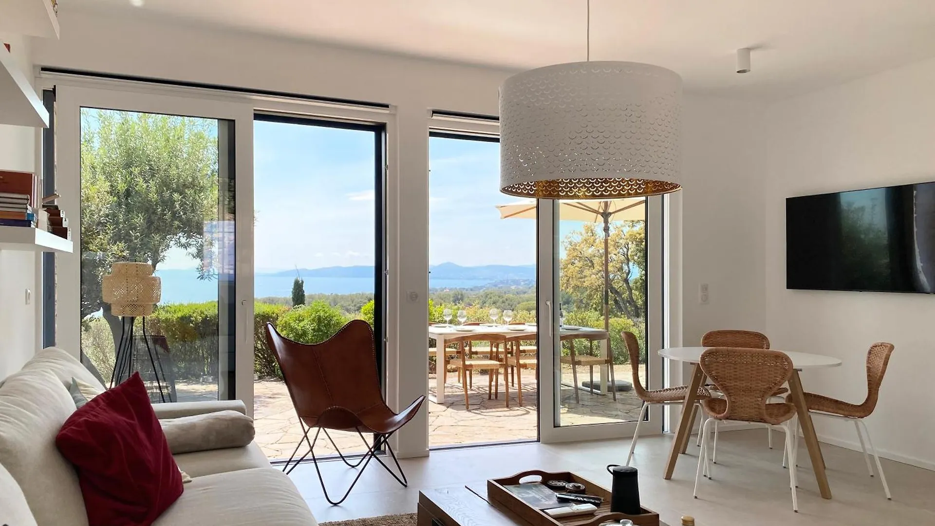 Superbe Petite Villa Moderne Surplombant La Mer Сен-Рафаэль