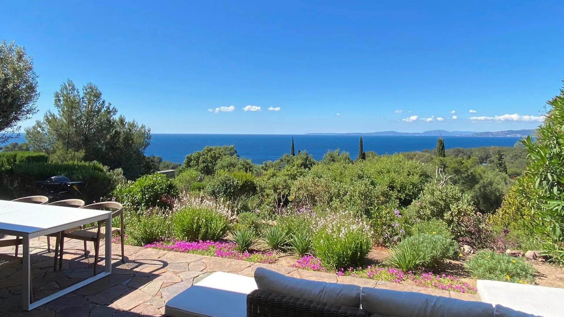 Superbe Petite Villa Moderne Surplombant La Mer Сен-Рафаэль